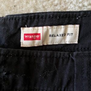 Wrangler relaxed fit pants w/ pockets